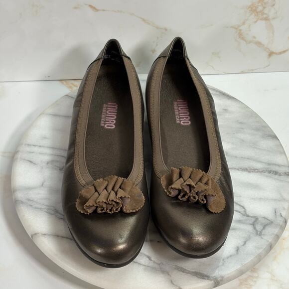 Munro American Bronze Leather Flats Women’s 8N USA Made Slip On Ruffle Toe - Picture 2 of 15